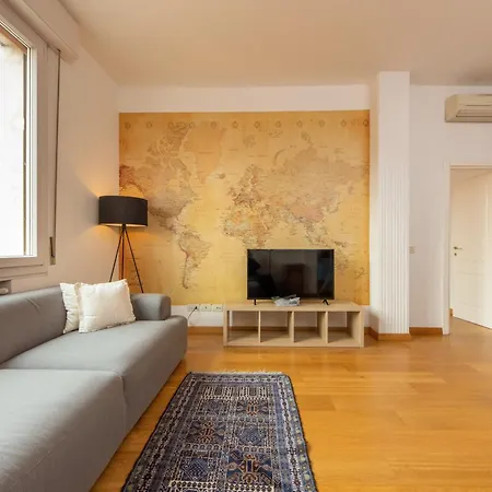 Apartment Isaia *